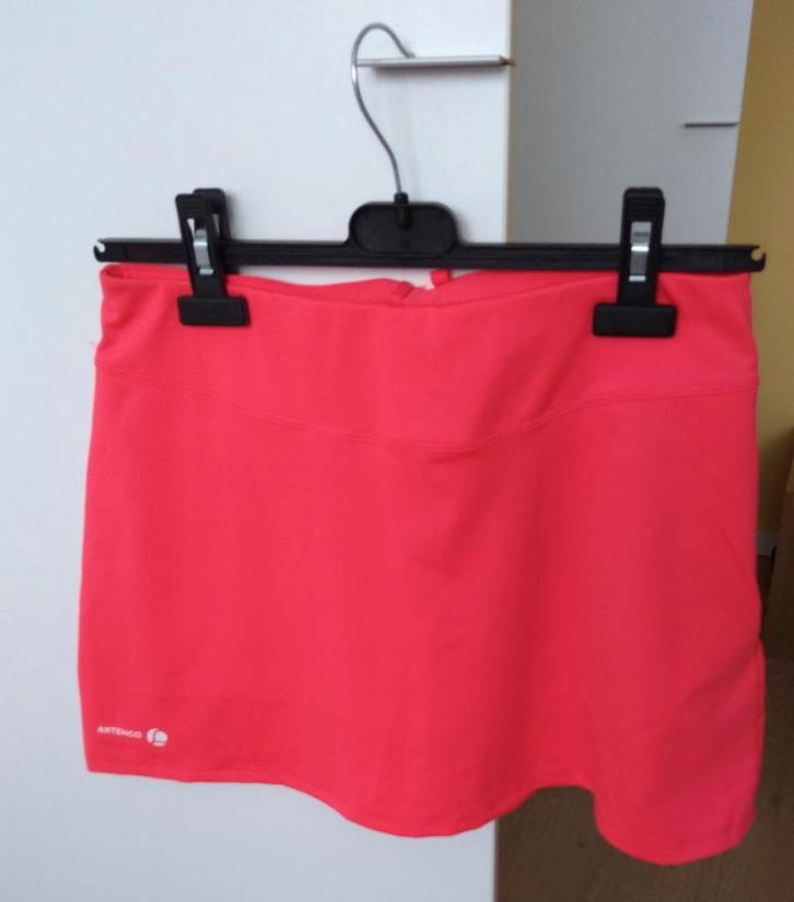 sportrokje voor hockey of tennis maat 36, Kleding | Dames, Sportkleding, Zo goed als nieuw, Overige typen, Maat 36 (S), Rood, Ophalen of Verzenden