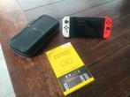Nintendo Switch OLED + draagtas + extra tempered glass, Ophalen, Gebruikt, Switch OLED
