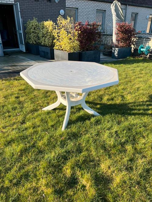 Tuintafel en tuin stoelen, Tuin en Terras, Tuintafels, Gebruikt, Plastic, Ophalen