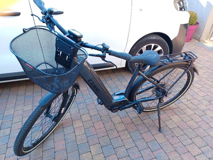 Vend Vélo électrique de Marque CUBE avec 200km, Vélos & Vélomoteurs, Vélos électriques, Comme neuf, Cube, 51 à 55 cm, 50 km par batterie ou plus