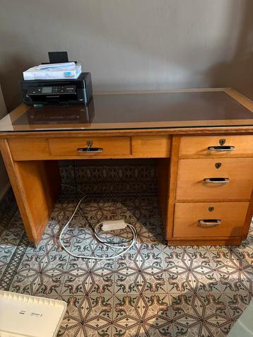 Ancien Bureau , Bon état, glace protégeant le similicuir, Enlèvement