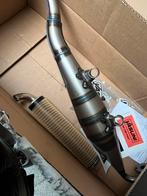 Brommer uitlaat, Enlèvement