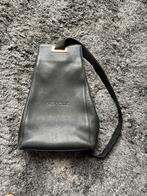 Cuir - marque Neuville - sac bandoulière noir - parfait état, Comme neuf, Enlèvement ou Envoi