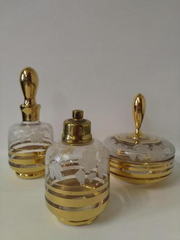 vintage Bohemian glazen toilettafelset beschikbaar voor biedingen