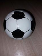 Spaarpot voetbal, Verzamelen, Ophalen of Verzenden, Zo goed als nieuw, Steen, Aardewerk of Keramiek, Overige thema's