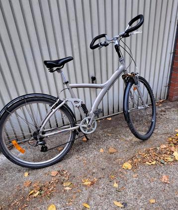 🔷’B’Twin Jongensfiets 28Inch+21Speed+Frame 33Cm+Blauw🔷 beschikbaar voor biedingen