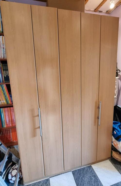Grande garde-robe penderie 141 x 220 x 60 cms, Huis en Inrichting, Kasten | Kleerkasten, Zo goed als nieuw, 200 cm of meer, 100 tot 150 cm