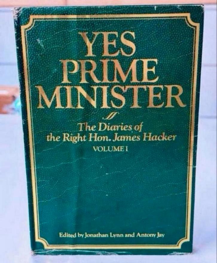 Yes Prime Minister Antony Jay Jonathan Lynn 1986 hardcover, Boeken, Politiek en Maatschappij, Zo goed als nieuw, Ophalen of Verzenden