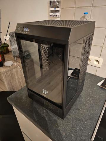 Thermaltake The Tower 100 Mini-ITX