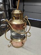 Lanterne en cuivre, Enlèvement