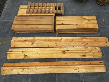 Houten rek / stellingkast / opbergrek Ikea grenenhout beschikbaar voor biedingen