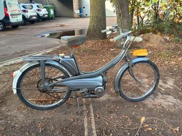 Kaptein Mobylette  beschikbaar voor biedingen