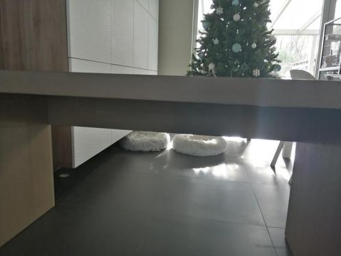 Mooi degelijk houten bureau, Huis en Inrichting, Bureaus, Bureau, Ophalen