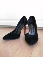 Escarpins noirs en faux daim, taille 37, Vêtements | Femmes, Chaussures, Comme neuf, Enlèvement ou Envoi