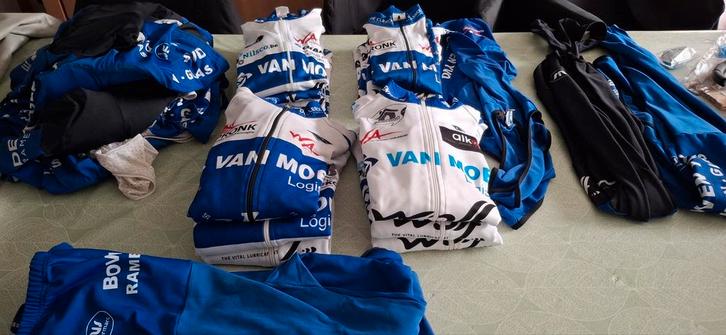 Koerskledij, Kleding | Heren, Heren-kledingpakketten, Zo goed als nieuw, Maat 46 (S) of kleiner, Ophalen of Verzenden
