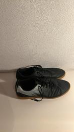 Chaussures futsal taille 46, Comme neuf