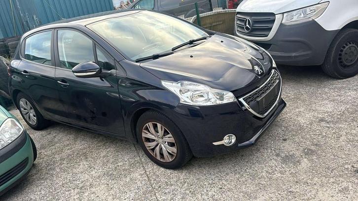 Peugeot 208 1.2i benzine bj. 11/2013 60000km Airco Navi, Auto's, Peugeot, Bedrijf, Te koop, ABS, Airbags, Airconditioning, Alarm
