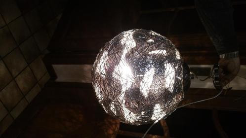 JW0891: moderne kunstige bollamp opgebouwd over een bol van, Huis en Inrichting, Lampen | Plafondlampen, Nieuw, Glas, Ophalen