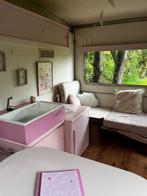 une caravane de jeu vintage pleine, Caravans en Kamperen, Caravans, Particulier