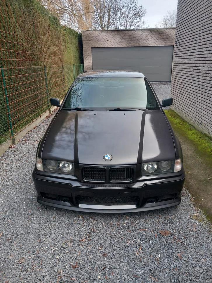 Bmw e36 sedan, Auto's, BMW, Particulier, 3 Reeks, Benzine, 5 deurs, Handgeschakeld, Zwart, Zwart, Leder, Achterwielaandrijving