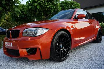BMW 1M COUPE ~ 31800 KM ~ AKRAPOVIC EXHAUST beschikbaar voor biedingen