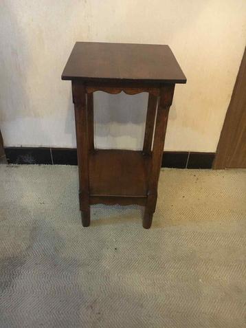 Vintage : Houten Plantenstaander / Pied de stalle. beschikbaar voor biedingen