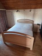 bed + nachkastje, Huis en Inrichting, Ophalen, Gebruikt, Bruin, 140 cm