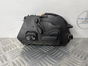 Stoelverstellings Schakelaar van een Mercedes S-Klasse beschikbaar voor biedingen