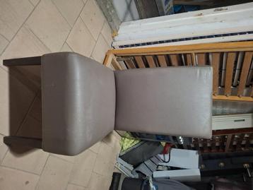 6 stoelen eetkamer beschikbaar voor biedingen