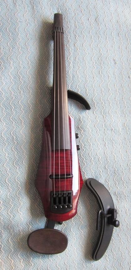 NS Design WAV 4 - Elektrische Viool - Trans Red - Nieuw !!, Muziek en Instrumenten, Strijkinstrumenten | Violen en Altviolen, Nieuw