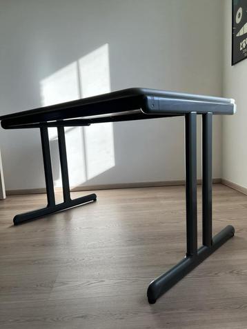 Gratis bureau, Enlèvement, Utilisé, Bureau