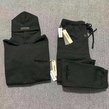 Essentials Fear of God Pak beschikbaar voor biedingen