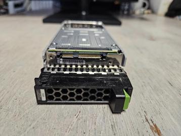 Fujitsu CA07662-C420 960GB SAS 2.5 SSD 12G beschikbaar voor biedingen