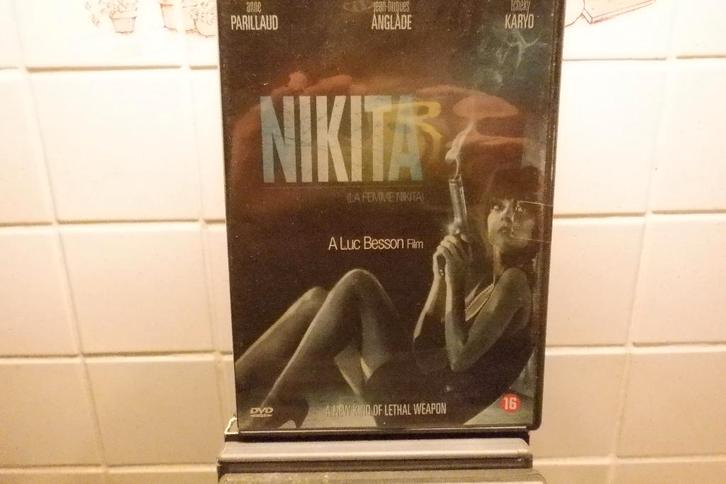 DVD Nikita(La Femme Nikita)(A Luc Besson Film), CD & DVD, DVD | Action, Comme neuf, Thriller d'action, À partir de 16 ans, Envoi