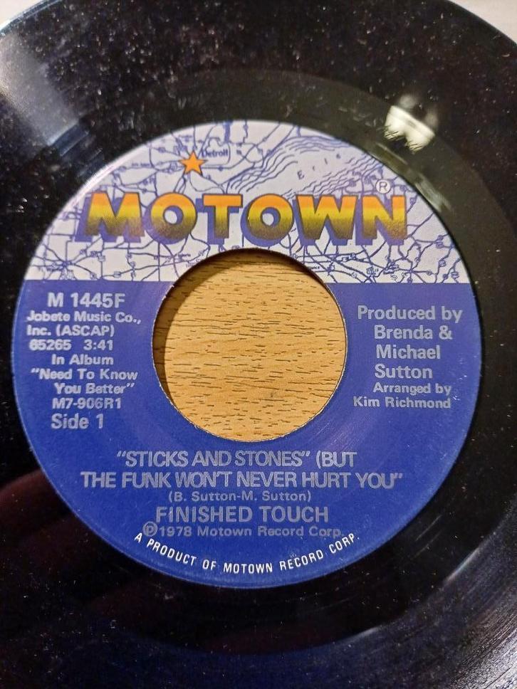 Finished Touch – Sticks And Stones  1978  FUNK, Cd's en Dvd's, Vinyl Singles, Zo goed als nieuw, Single, R&B en Soul, 7 inch, Ophalen of Verzenden