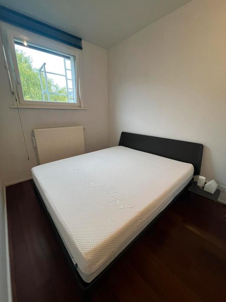 Auping Essential designbed 180x210 cm, Huis en Inrichting, Slaapkamer | Bedden, Gebruikt, Tweepersoons, 180 cm, 210 cm, Overige materialen