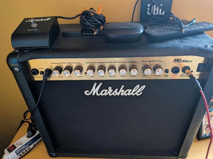 Gitaar versterker Marshall en ..., Motos, Pièces | Harley-Davidson, Enlèvement