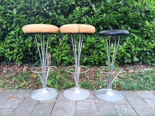 Set van 3 authentieke design barkrukken (Fritz Hansen), Huis en Inrichting, Barkrukken, Gebruikt, 60 tot 90 cm, Leer, Metaal, 3 krukken