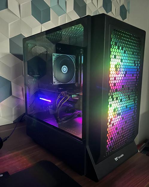 PC Gaming - Ryzen 7 7800x3d - Radeon 7900XT, Computers en Software, Desktop Pc's, Zo goed als nieuw, Gaming, Ophalen