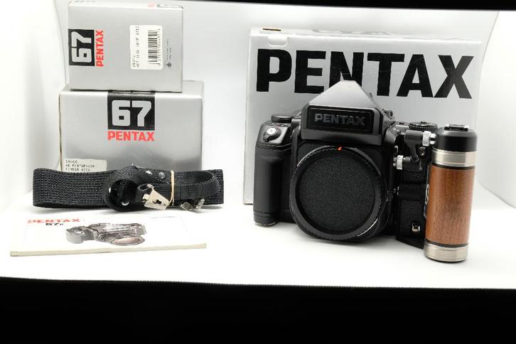 Pentax 67 6x7 II MKII MK2 AE prisma 120 220 grip als nieuw, Audio, Tv en Foto, Fotocamera's Analoog, Zo goed als nieuw, Spiegelreflex