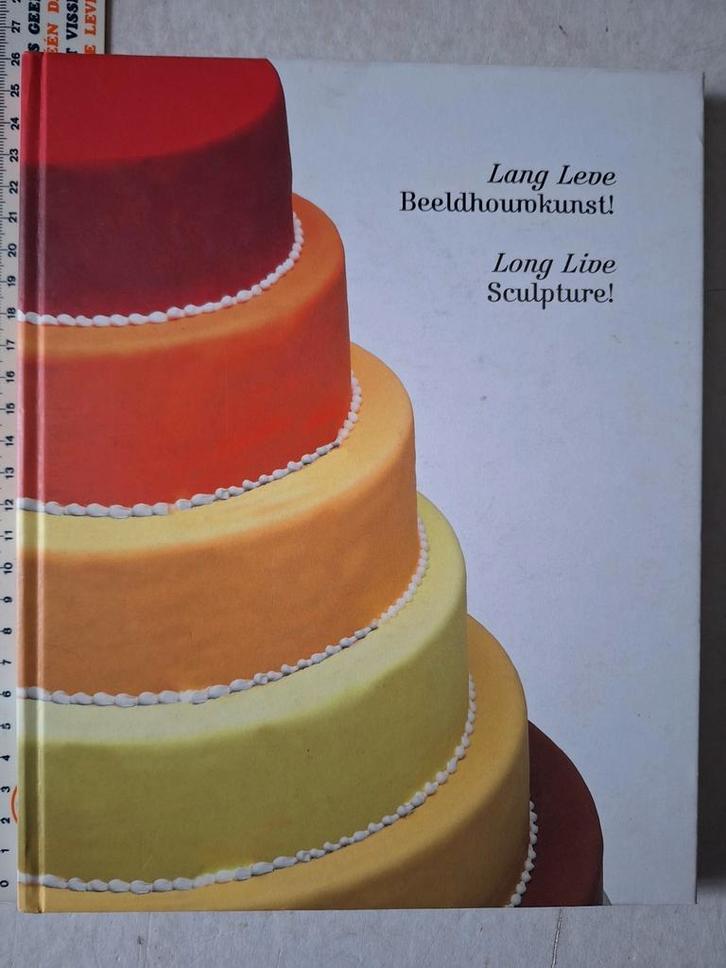 Kunstboek Lang Leve Beeldhouwkunst uit 2006 Middelheim, Boeken, Kunst en Cultuur | Beeldend, Beeldhouwkunst, Ophalen of Verzenden