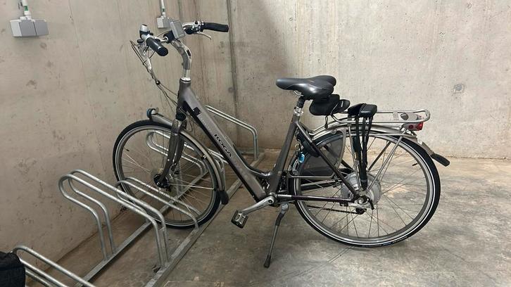 Damesfiets, Fietsen en Brommers, Fietsen | Dames | Damesfietsen, Zo goed als nieuw, Ophalen