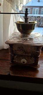 Moulin à café ancien, Enlèvement