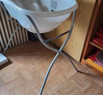Babybadje beschikbaar voor biedingen