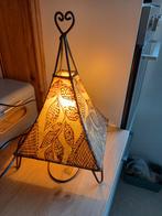 TRES BELLE LANTERNE AFRICAINE, Enlèvement