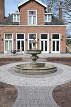 Fontein leeuwkoppen met rand, Ophalen, Nieuw, Beton, Fontein