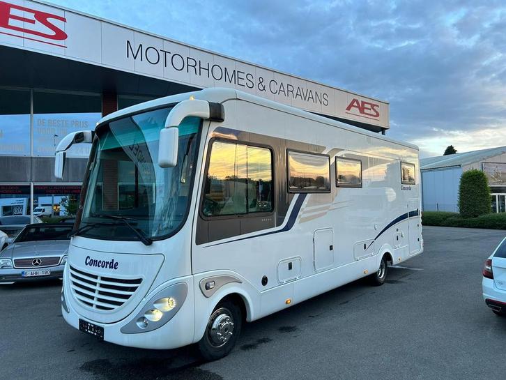 Concorde charisma, Caravans en Kamperen, Mobilhomes, Bedrijf, tot en met 4, 8 meter en meer, Ophalen