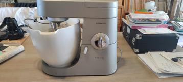 Kenwood keukenmachine met veel accessoires, Elektronische apparatuur, Ophalen of Verzenden, Gebruikt