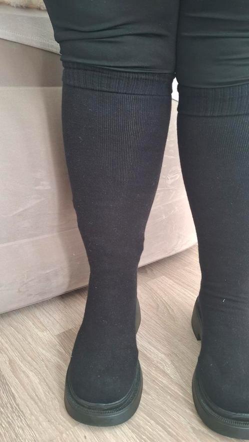 maatje 38, lekker warm en comfortabel aan voeten, Kleding | Dames, Wintersportkleding, Zo goed als nieuw, Overige typen, Ophalen of Verzenden