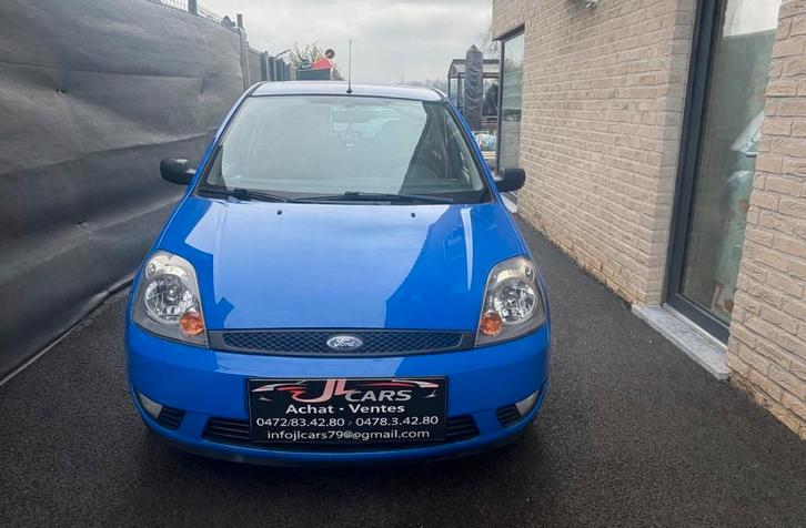Ford fiesta 1.6 essence toit ouvran 12 mois de garantie, Autos, Ford, Entreprise, Achat, Fiësta, Essence, Euro 4, Coupé, 4 portes